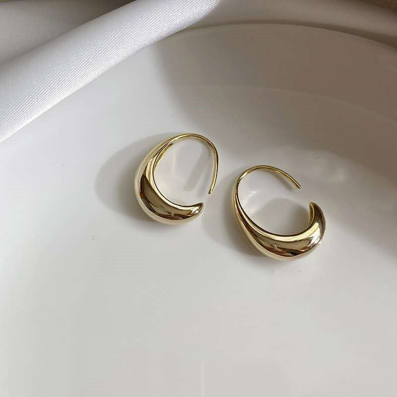 drop earrings