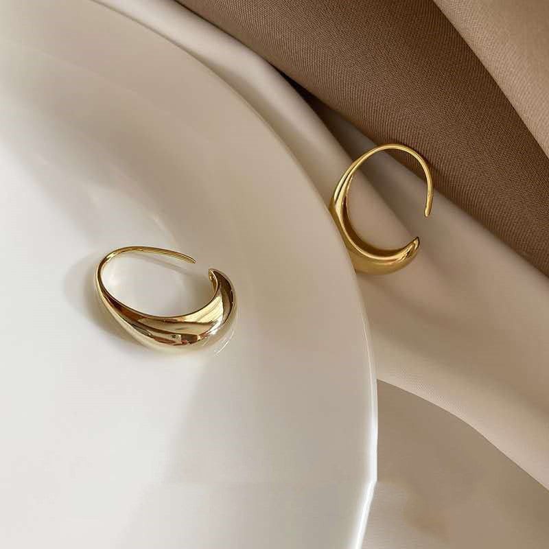 drop earrings