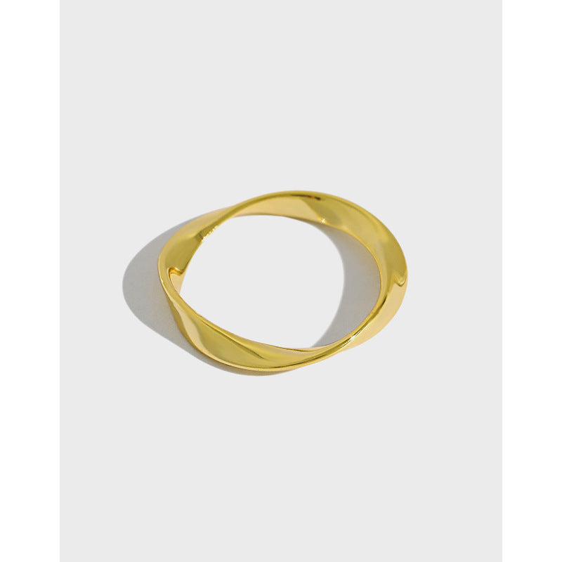 mobius twist ring