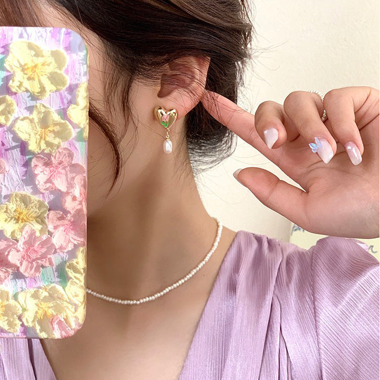 TULIP pearl earrings