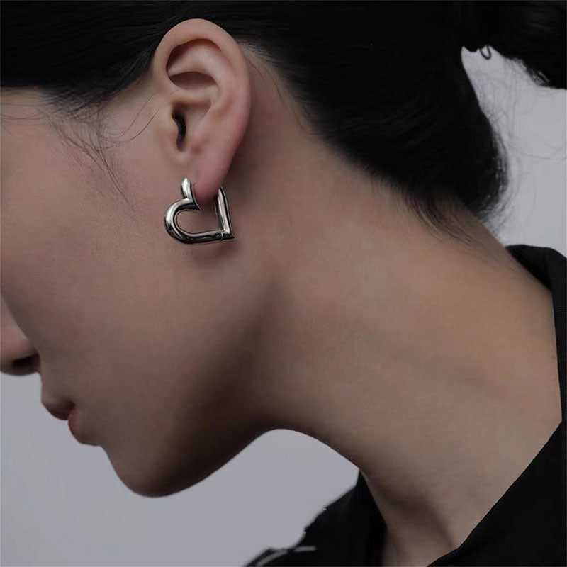HOLLOW LOVE Ear Clip