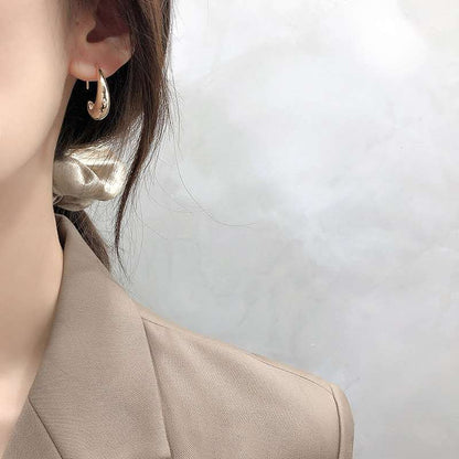 drop earrings