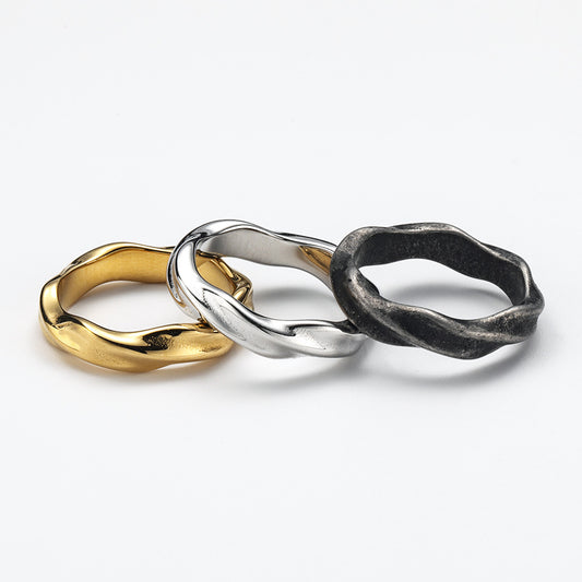 bolded wavy ring