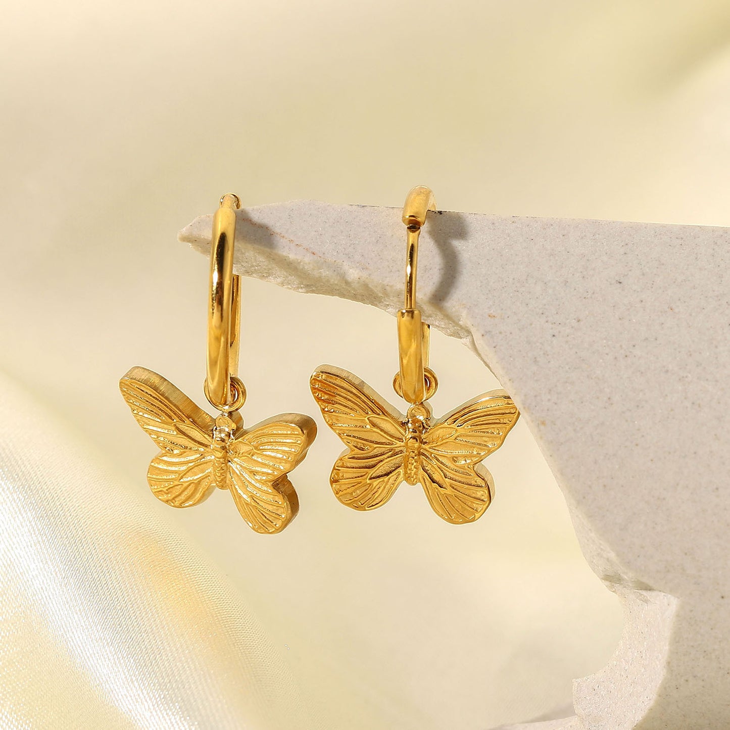 BUTTERRFLY earrings