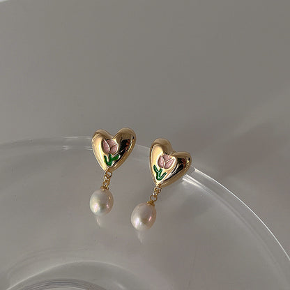 TULIP pearl earrings